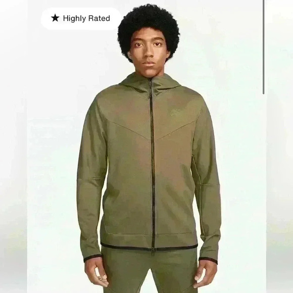 Men’s Nike Sportswear Tech Fleece Lightweight - Picture 1 of 6